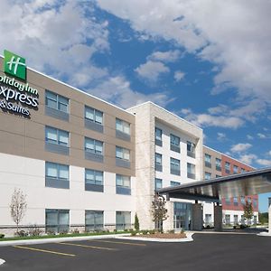 Holiday Inn Express & Suites - Elkhorn - Lake Geneva Area, An Ihg Hotel